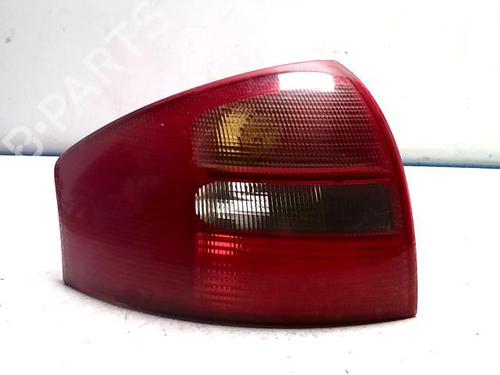 Farolim esquerdo AUDI A6 C5 (4B2, 4B4) 2.5 TDI quattro (180 hp) 31220417