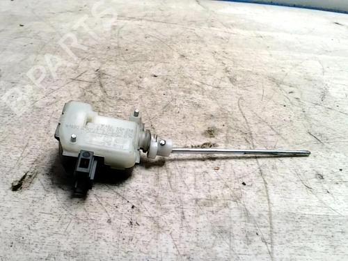 Used Switch SKODA OCTAVIA II Combi (1Z5) 1.6 TDI (105 hp) 25424623