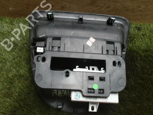 Used Display monitor RENAULT CLIO III Grandtour (KR0/1_) 1.5 dCi (KR0F) (86 hp) 29074820