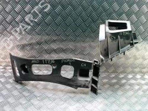 Kofangerbeslag bag CITROËN C4 Picasso I MPV (UD_) 1.6 HDi (109 hp) 26389373