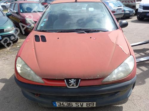 Fuse box PEUGEOT 206 Hatchback (2A/C) 1.9 D | BP31234462E1