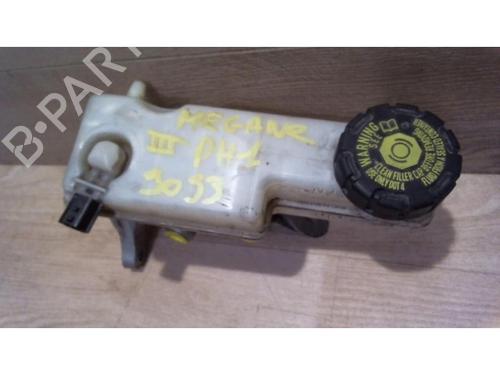 Brake master cylinder RENAULT MEGANE III Hatchback (BZ0/1_, B3_) 1.9 dCi (BZ0N, BZ0J) | BP25401978M77 