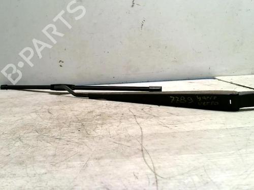 Used Front windshield wiper arm TOYOTA YARIS VERSO (_P2_) 1.4 D-4D (NLP20_, NLP22_) (75 hp) 25424441