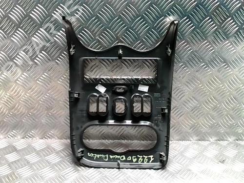 Middle console DACIA DUSTER (HS_) 1.5 dCi (HSMC) | BP33164888I22 - Image 4