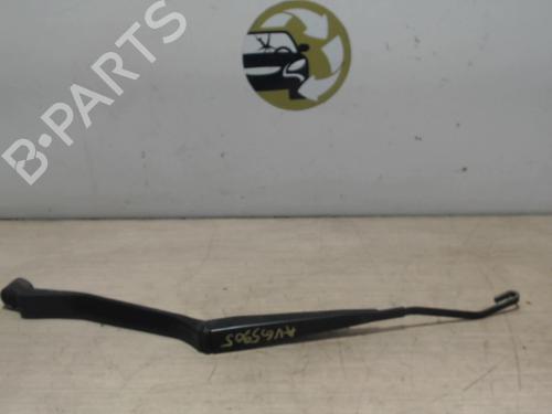 Used Front windshield wiper arm TOYOTA RAV 4 II (_A2_) 2.0 D 4WD (CLA20_, CLA21_, CLA20R, CLA21R) (116 hp) 25387845