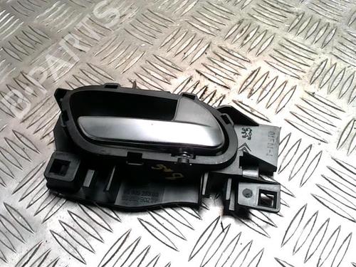 Used Front right interior door handle PEUGEOT 508 I (8D_) 2.0 HDi (163 hp) 28834021
