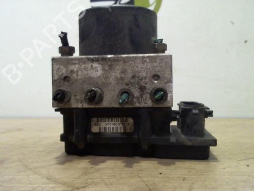Used ABS pump ABS pump RENAULT MODUS / GRAND MODUS (F/JP0_) 1.5 dCi (FP0D, JP0D) (82 hp) 25388179 25388179