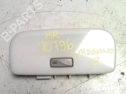 interior-roof-light-renault-megane-iii-hatchback-bz01_-b3_-2008-31231146 main image