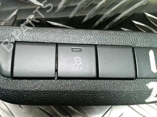 Switch PEUGEOT 208 I (CA_, CC_) 1.2 VTI 82 | BP31237187I30