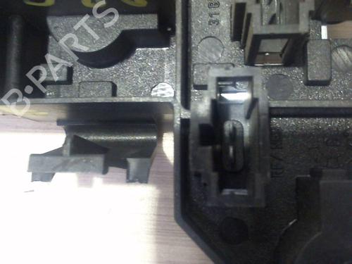 Used Licence plate light VW GOLF IV (1J1) 1.6 16V (105 hp) 25389233