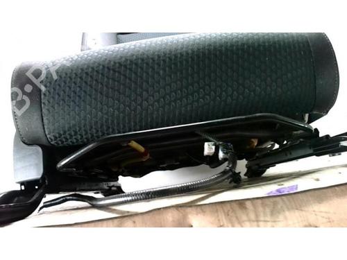 Right front seat HONDA CIVIC VIII Hatchback (FN, FK) 2.2 CTDi (FK3) | BP25429128C16 