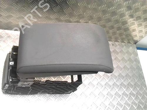 Used Armrest / Center console VW TOURAN (1T3) 1.6 TDI (105 hp) 31234098