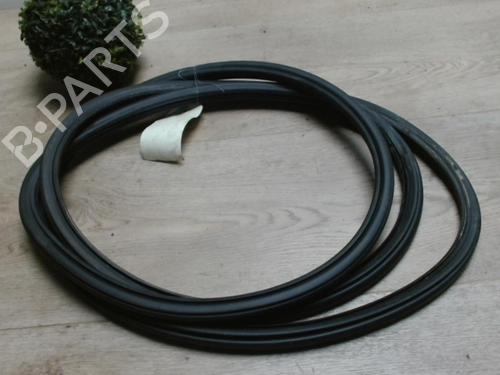 Gummiliste VW TOUAREG (7LA, 7L6, 7L7) 5.0 V10 TDI (313 hp) 31233915