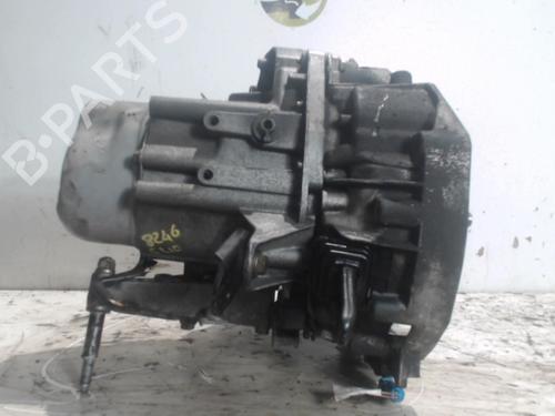 gearbox-renault-clio-ii-bb_-cb_-1998-1999-2000-2001-2002-2003-2004-2005-2006-2007-2008-2009-2010-2011-2012-2013-2014-2015-2016-25386023 main image