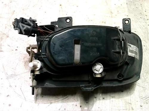 Right headlight VW POLO (6N2) 1.4 | BP25424985C29 