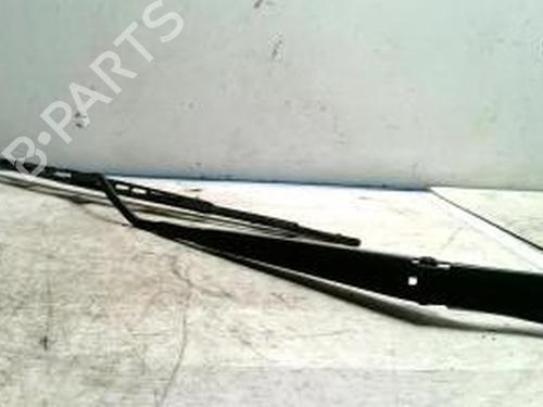 Used Front windshield wiper arm NISSAN NOTE (E11, NE11) 1.5 dCi (86 hp) 25424727