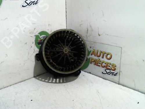 Used Air vent FIAT PUNTO (176_) 1.7 TD (176AT) (63 hp) 25399278