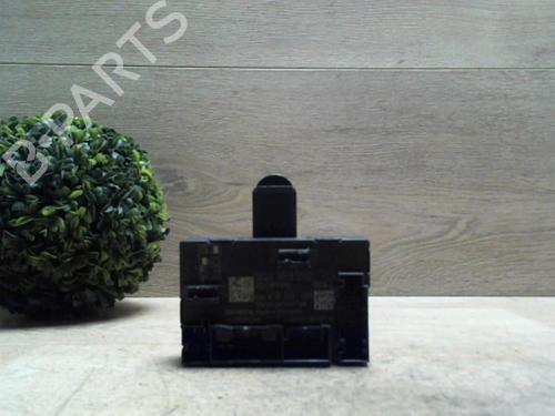 Used Switch SEAT LEON (5F1) 2.0 TDI (150 hp) 29388762