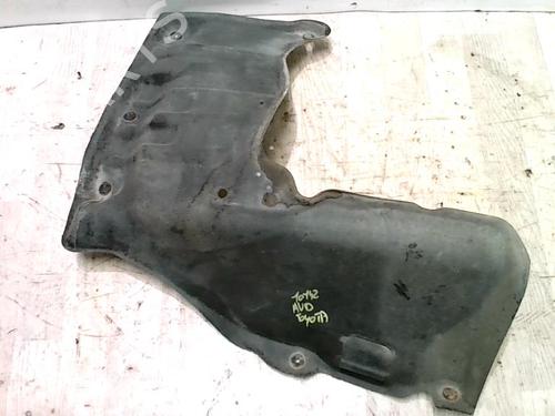 Passage de roue TOYOTA COROLLA (_E9_) 1.3 i (EE90) (75 hp) 31238742