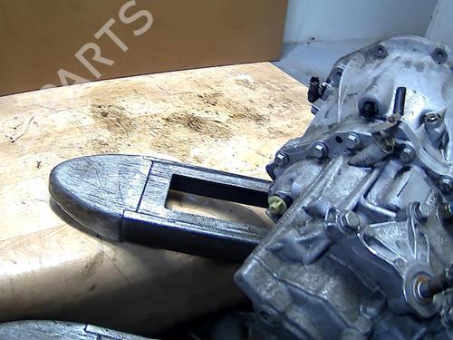 Gearbox RENAULT GRAND SCÉNIC II (JM0/1_) 1.9 dCi (JM0G, JM12, JM1G, JM2C) | BP25416037M3 
