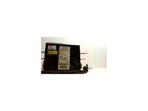 Bilradio TOYOTA AURIS (_E15_) 1.4 D-4D (NDE150_, NDE150R) (90 hp) 25423863