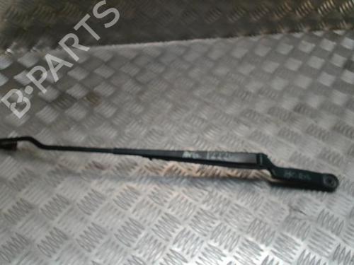 Used Front windshield wiper arm VW BORA I (1J2) 1.9 TDI (115 hp) 31233330