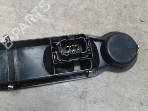 Right front window switch RENAULT MODUS / GRAND MODUS (F/JP0_) 1.5 dCi (FP0D, JP0D) | BP31231365I26