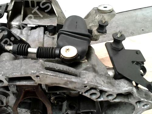 Used Gearbox RENAULT SAFRANE I (B54_) 2.0 (B540) (105 hp) 25417511