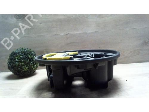 Jack Kit RENAULT CLIO II (BB_, CB_) 1.2 16V (BB05, BB0W, BB11, BB27, BB2T, BB2U, BB2V, CB05,... | BP25409047C119 