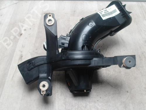 Used Heater blower motor PEUGEOT 5008 (0U_, 0E_) 1.6 HDi (112 hp) 27673755
