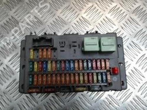 Used Fuse box MINI MINI (R50, R53) Cooper (116 hp) 25891052