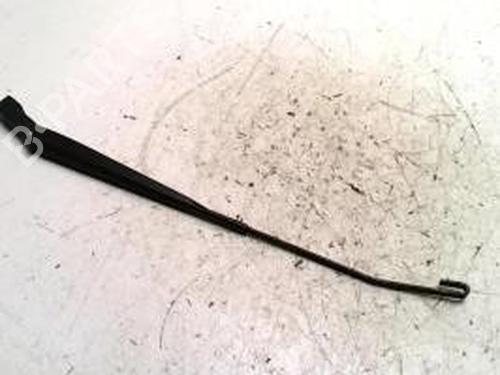Used Front windshield wiper arm DACIA LOGAN MCV (KS_) 1.5 dCi (KS0W) (86 hp) 25426328
