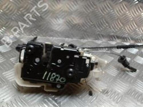 Used Front right lock VW POLO (9N_, 9A_) 1.2 12V (64 hp) 25841615