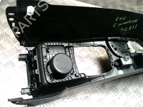 Middle console RENAULT MEGANE III Hatchback (BZ0/1_, B3_) 1.5 dCi (BZ1G, BZ1W, BZ0R) | BP31141401I22 