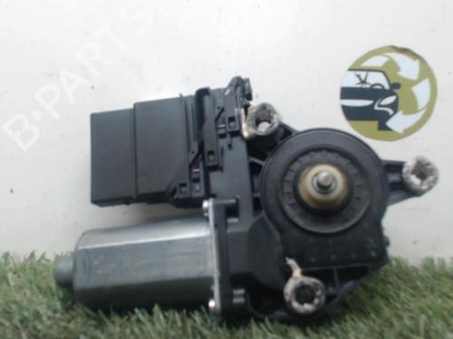 Motor do elevador de vidro trás direito VW GOLF PLUS V (5M1, 521) 1.9 TDI (105 hp) 31219271