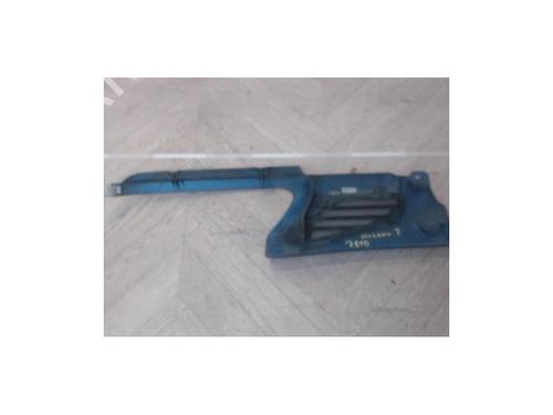 Grille RENAULT MEGANE I (BA0/1_) 1.9 dTi (BA08, BA0N) | BP25412220C40 
