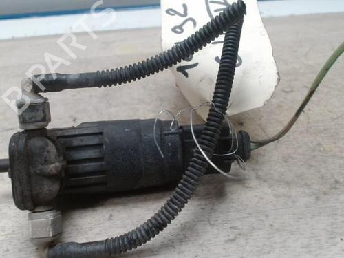 Ruitensproeierpomp VW GOLF V (1K1) 1.9 TDI (105 hp) 28094994