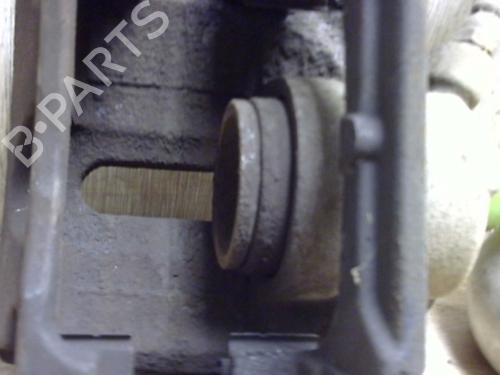 Używane Zacisk hamulca przedniego lewego RENAULT SCÉNIC II (JM0/1_) 1.9 dCi (JM0G, JM12, JM1G, JM2C) (120 hp) 25413832