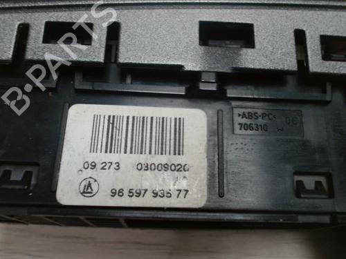 Used Switch PEUGEOT 308 I (4A_, 4C_) 1.6 HDi (109 hp) 27928987