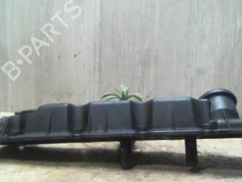 valve-cover-peugeot-307-break-3e-2002-2003-2004-2005-2006-2007-2008-2009-28713434 main image