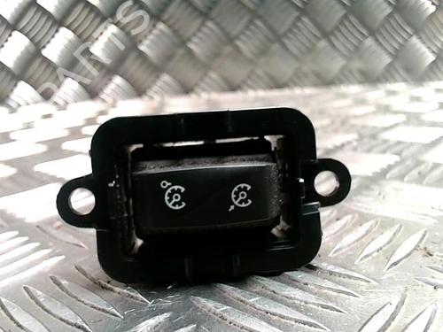 Used Switch RENAULT MEGANE III Coupe (DZ0/1_) 1.5 dCi (DZ0A) (86 hp) 25869416