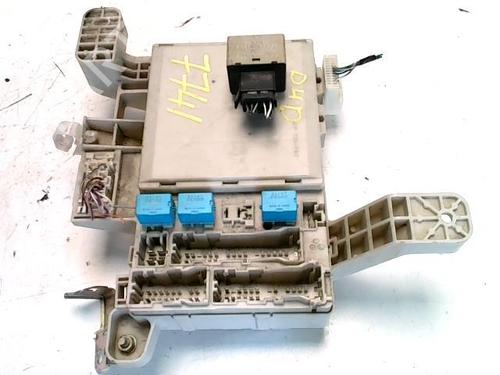 Used Fuse box Fuse box TOYOTA LAND CRUISER PRADO (_J12_) 3.0 D-4D (KDJ120, KDJ125) (163 hp) 25418269 25418269