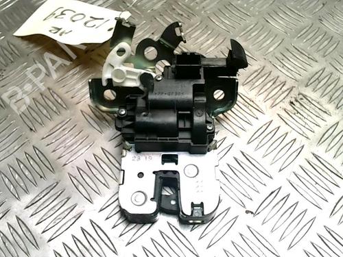 Used Tailgate lock AUDI A4 B8 Avant (8K5) 2.0 TDI (143 hp) 31221989