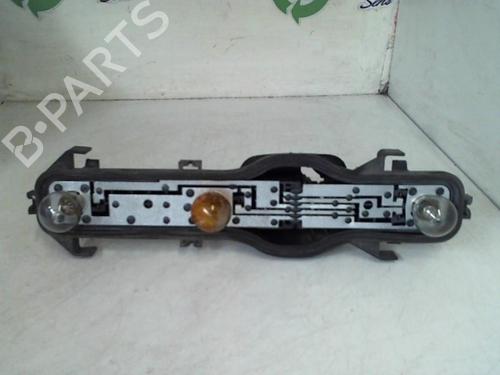 Used Licence plate light RENAULT ESPACE IV (JK0/1_) 2.2 dCi (JK0H) (150 hp) 25401001