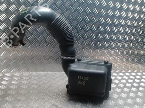 Luftfiltergehäuse für PEUGEOT 206 Hatchback (2A/C) 1.4 i (75 hp) 31239141