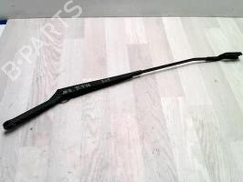 Used Front windshield wiper arm PEUGEOT 308 I (4A_, 4C_) 1.6 HDi (92 hp) 25418936