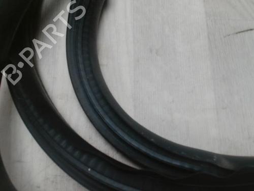 Used Rubber door seal VOLVO V50 (545) 2.0 D (136 hp) 31234216