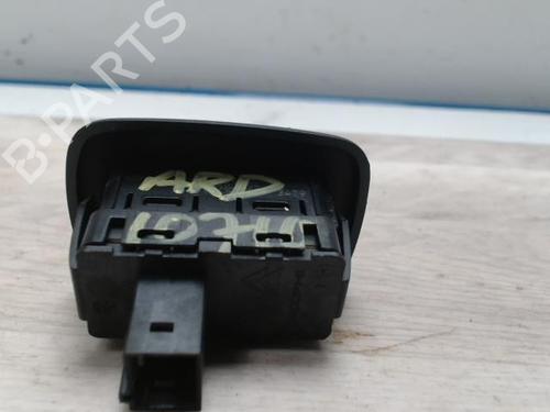 Used Right rear window switch CITROËN C5 III (RD_) 1.6 HDi 110 (RD9HZC) (109 hp) 28536143