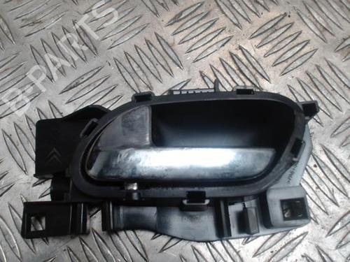 Venstre fortil invendig håndtag PEUGEOT 207 CC (WD_) 1.6 HDi (112 hp) 31234746