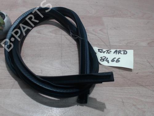 Gummiliste OPEL AGILA B (H08) 1.0 (F68) (68 hp) 25413407